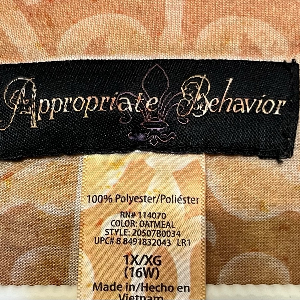 Appropriate Behavior size 1X tan / gold print tee crew neck NWOT - Picture 7 of 7